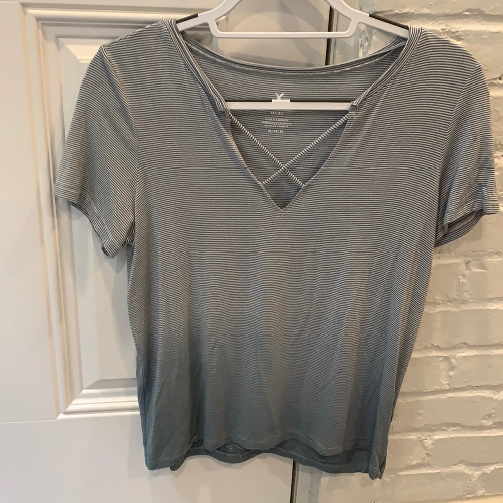 American Eagle women’s top